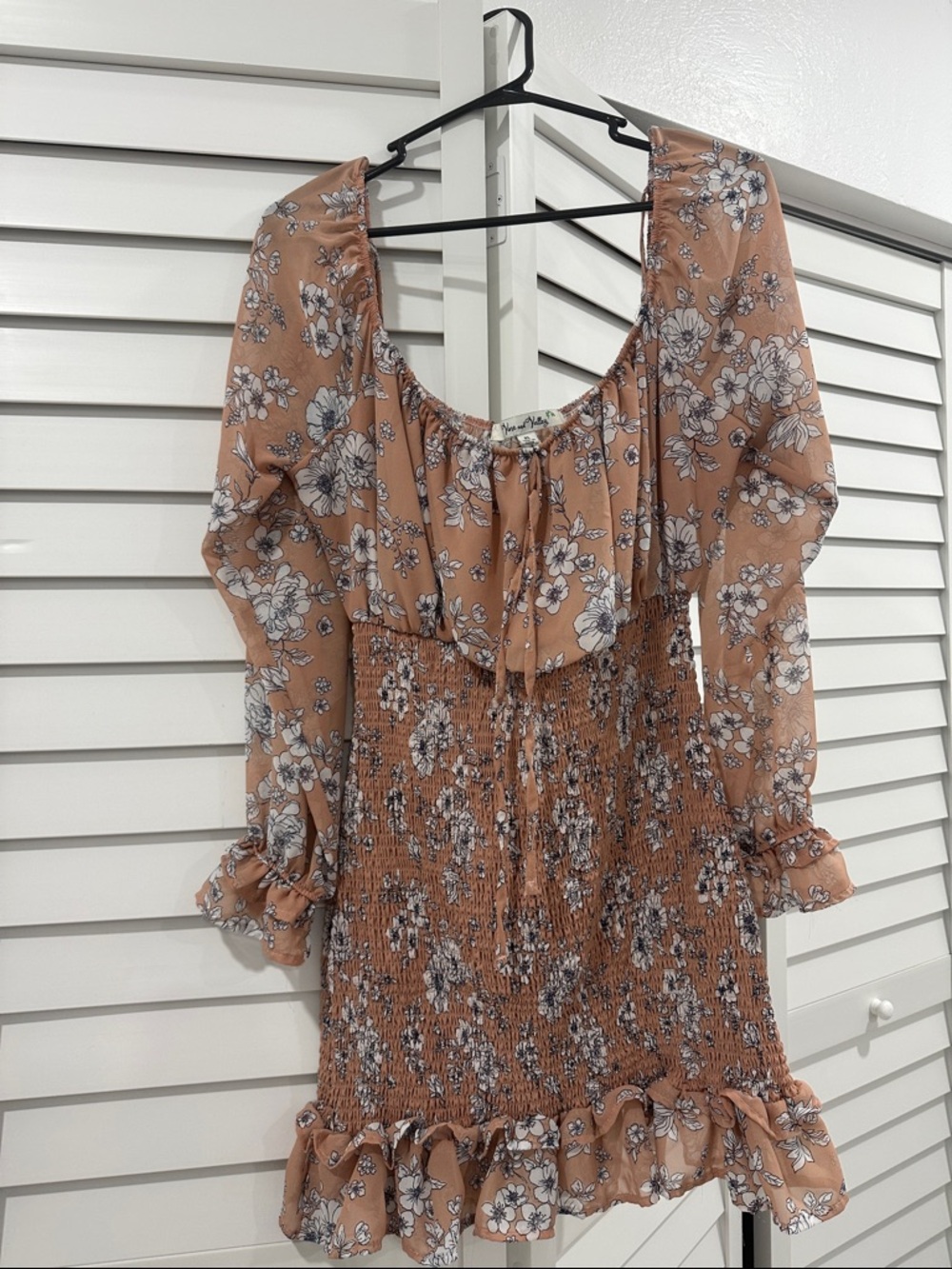Floral Smocked Peasant Top - Blush Floral